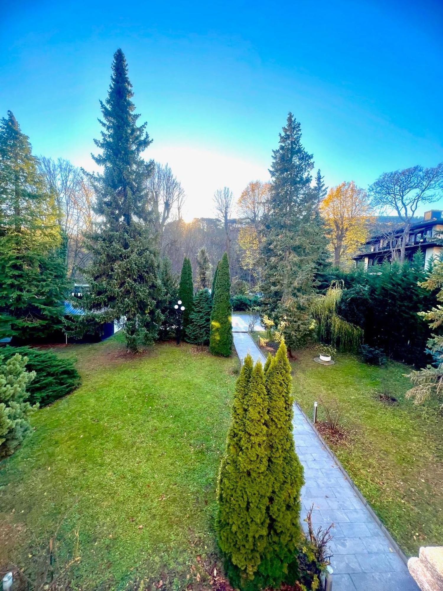 Wienerwald Residenz Baden Exterior photo